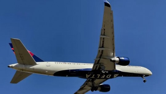 SHBA/ Një tjetër incident për kompaninë ajrore Delta, rrota e avionit Boeing shkëputet gjatë ngritjes