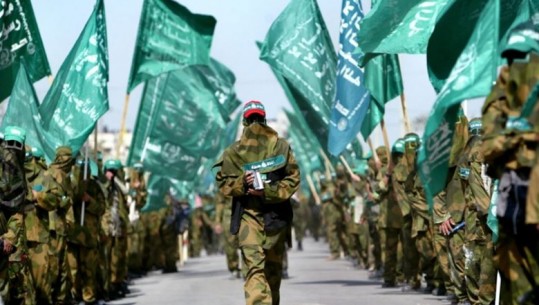 Hamasi dënon vendimin  e UNRWA për shkarkimin e 12 punonjësve
