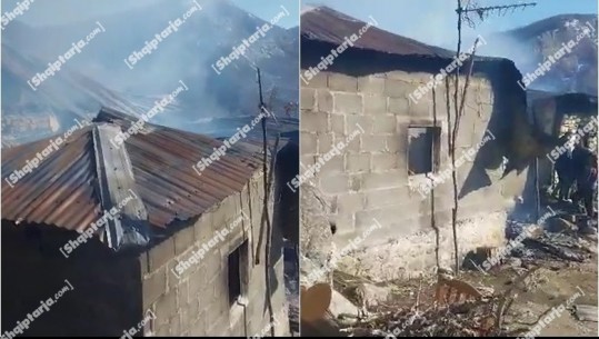 VIDEO/ Flakët shkrumbojnë dy banesa në Gramsh, familjarët mbesin në qiell të hapur
