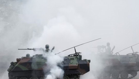 Tajvani nis stërvitjen ushtarake për t’u mbrojtur nga kërcënimi i pushtimit kinez