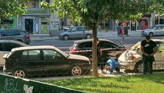 Plagosja e shqiptarit në Athinë, zbardhet pas pesë muajsh ngjarja, arrestohet shoku i tij