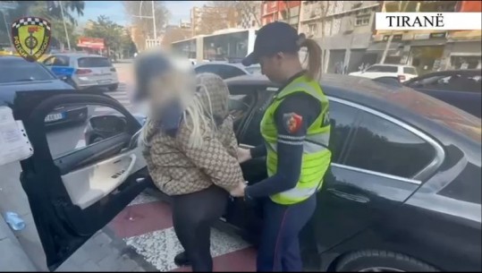 VIDEO/ ‘Më jep vetëm letrat’, gruaja me ‘BMW’ luksoze tenton të korruptojë policin në Tiranë! Në pranga edhe 4 shoferë të tjerë për të njëjtën shkelje