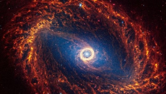 Teleskopi 'James Webb' dërgon imazhe të jashtëzakonshme dy vjet pas arritjes në hapësirë 