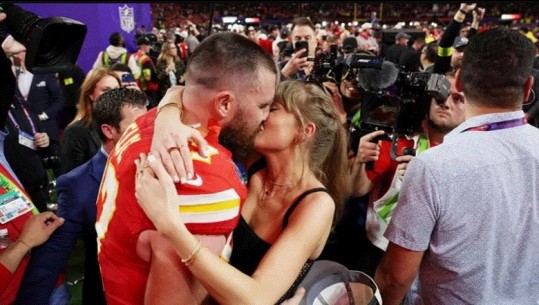 Super Bowl 2024/ Kansas City mbron titullin, mposht San Francisco në kohen shtesë! Travis Kelce puth në buzë Taylor Swift
