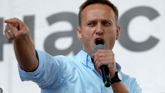 Dhjetëra të arrestuar në Rusi pas homazheve për Navalnyn
