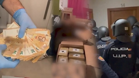 VIDEO/ Çmontohet rrjeti kriminal në Spanjë, shqiptari ‘koka’ e grupit! Kapet 820 kg kokainë e 250 mijë euro cash! 17 në pranga