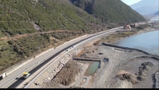 Nis asfaltimi i lotit 1 të rrugës Elbasan-Qafë Thanë! Loti i parë i hapet brenda 6 javësh