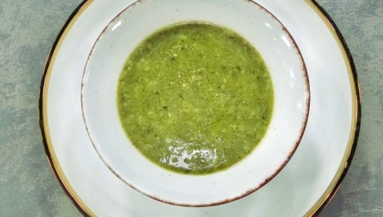 Supë me spinaq dhe oriz nga zonja Albana
