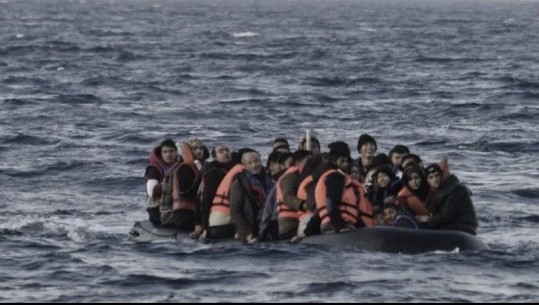 Parandalohet tragjedia, shpëtohen 112 emigrantë në ujërat e Kretës