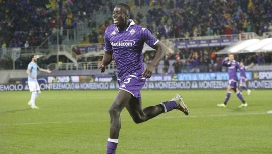 VIDEO/ Përmbysje 'Vjollcë', Fiorentina triumfon 2-1 me Lazion dhe e parakalon