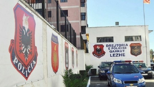 Thyen masën e sigurisë 'arrest në shtëpi', njëri kapet në lokal, tjetri duke dalë jashtë Shqipërisë