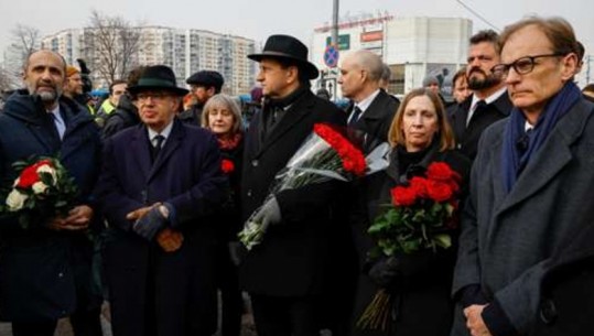 Sot i jepet lamtumira e fundit liderit të opozitës ruse, ambasadorët perëndimorë i bashkohen nderimeve