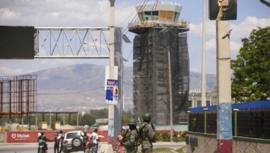 Haiti/ Banda të armatosura sulmojnë aeroportin kryesor