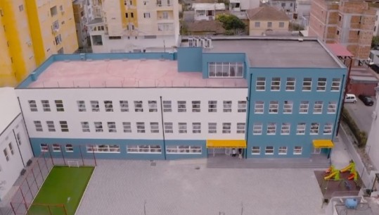 Përfundon rikonstruksioni i shkollës 9-vjeçare ‘Eftali Koçi’ në Durrës, hap dyert për 650 fëmijë, nxënës e mësues