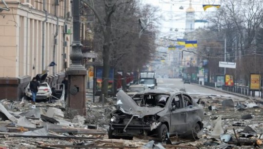 Rusia zhvillon zgjedhjet edhe në territoret e pushtuara në Ukrainë! Ukrainasit sulmojnë qendrat e votimit