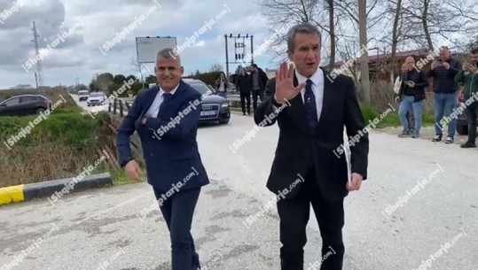 Ish zv/ministri i Jashtëm i Greqisë viziton Fredi Belerin në burgun e Fierit: Kështu Shqipëria s'ka shanse t’i bashkohet BE
