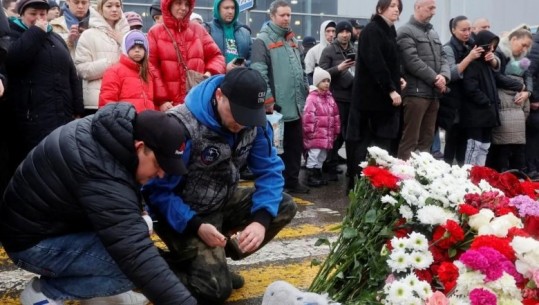 Masakra me 137 të vdekur, Rusia në zi kombëtare! Kim Jong Un i shpreh ngushëllimet Putin