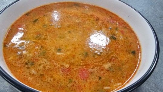 Supë iftari me perime dhe makarona nga zonja Albana