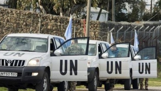 Liban/ Media: Izraeli sulmoi me dron autokolonën me makina të OKB-së