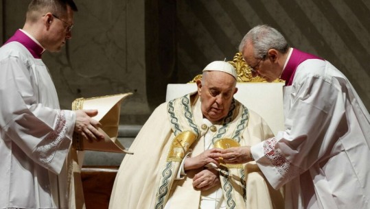 Pashka, Mesazhi i Papa Franceskut: Egoizmi dhe indiferenca na pengojnë për të ndërtuar shoqëri me të drejta dhe humane