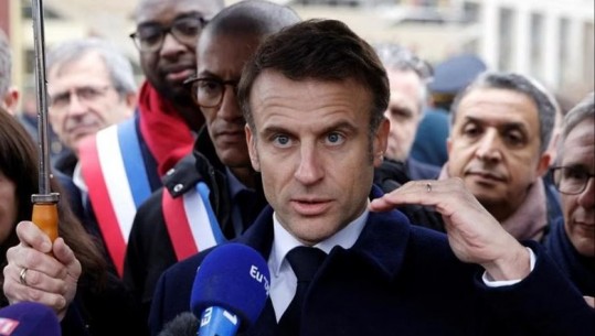 Macron i quan 'qesharake' pretendimet se Franca ka qenë e përfshirë në sulmin e Moskës