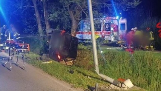EMRI/ Po lëvizte me shpejtësi 'skëterrë' me 'Porsche', shqiptari përplaset me disa makina dhe humb jetën në Itali! 7 të plagosur