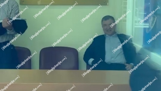 GJKKO kalon për gjykim dosjen për ish-kreun e Bashkisë së Durrësit, Vangjush Dako! Akuzohet për shpërdorim detyre në 2 raste