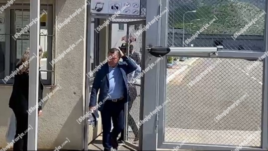 Përfiton nga amnistia penale, lirohet nga burgu ish-kryebashkiaku i Lezhës Fran Frrokaj: Uroj, askush të mos e provojë qelinë