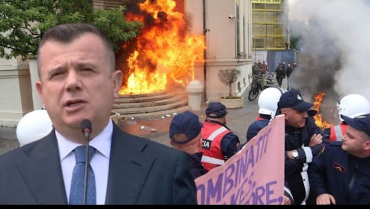 Protesta e Rithemelimit, Balla: Fraksioni i Berishës duhet të kuptojë që koha kur sulmoheshin institucionet ka mbaruar! Prokuroria të japë ndëshkim të merituar