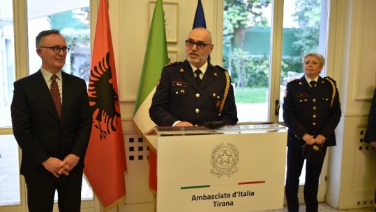 Efektivi Edmond Rizaj nderohet me Medaljen e Kalorësit të Yllit të Italisë: Me fat që drejtova operacionin për arrestimin e bosit të mafies pulieze Giuseppe Muolo, fshihej në Shqipëri