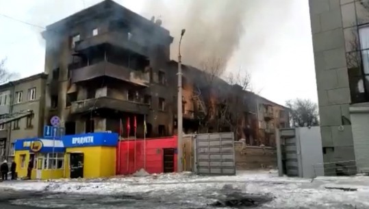 Dy vite nga bombardimi i konsullatës shqiptare në Kharkiv, qeveria shqiptare interesohet për ecurinë e hetimeve