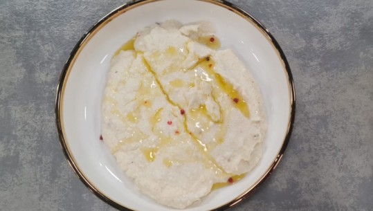 Fërgesë me miell misri dhe gjizë, ja receta me super shije nga zonja Albana