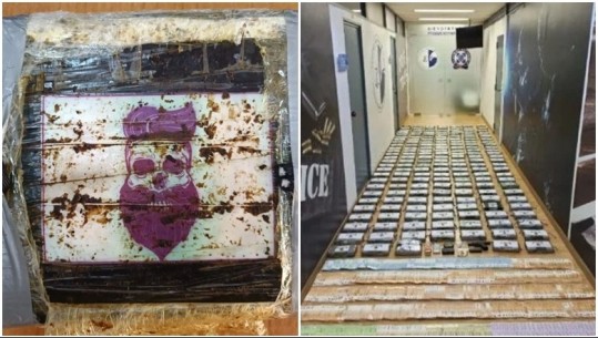 FOTO/ Mbi pakot me kokainë ishte stampuar një kafkë, dalin pamjet e drogës së kapur në portin e Pireut që kishte destinacion Shqipërinë