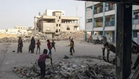 45 të vdekur, Hamasi dënon sulmin e Izraelit në shkollën UNRWA: Masakër e tmerrshme dhe e paramenduar