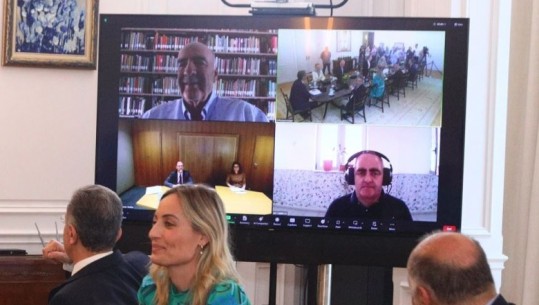 Mitsotakis mbledhje me eurodeputetët fitues, Fredi Beleri del 'live' nga burgu i Fierit
