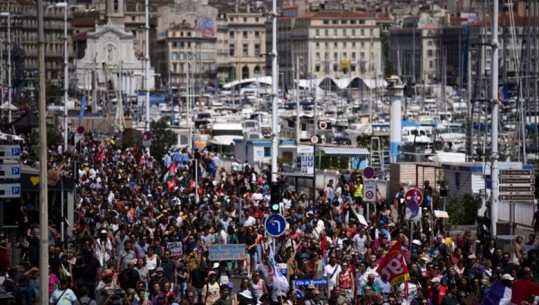 Francë/ Protestë kundër të djathtës ekstreme përpara zgjedhjeve parlamentare