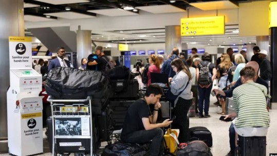 Mbi 10.000 pasagjerë të prekur nga anulimi i fluturimeve në Britani