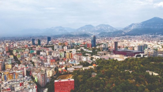 Nga kulla 65 kate te muri rrethues i SPAK, ja lejet e reja të KKT-së në Tiranë