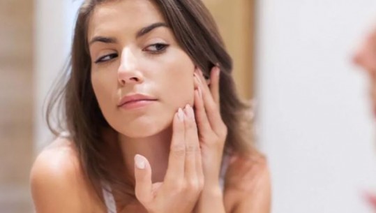 6 sëmundjet që reflektohen në fytyrë, shenjat paralajmëruese