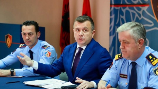 Vrasja e trefishtë në Memaliaj, ministri Balla takim me strukturat e policisë në Gjirokastër