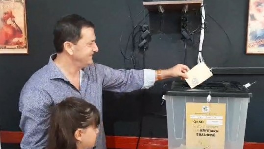 LIVE- Himara zgjedh sot kryetarin e ri, mbi 200 votues me ID të skaduar ndalohen të votojnë! Gjikuria: Vitin e kaluar i lejuan! Tavo: Askush s'është mbi ligjin