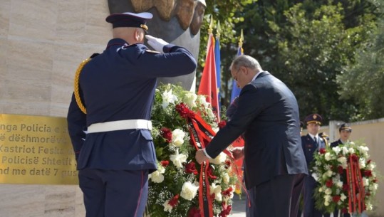 Zhvillohet ceremonia përkujtimore në 15-vjetorin e rënies në krye të detyrës të 4 Dëshmorëve të Atdheut