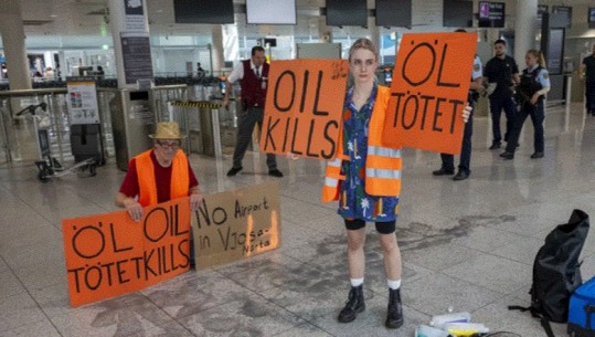 Gjermania do të ndalojë protestat në aeroport: Janë të rrezikshme