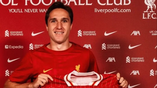 Zyrtare/ Liverpool prezanton Federico Chiesa-n! Sulmuesi nënshkruan kontratën 4 vjeçare me 'The Reds', blerja e parë në epokën e Arne Slot