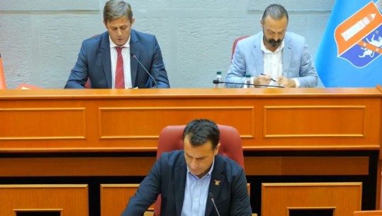 'Rriten pagat për punonjësit e bashkisë dhe edukatoret', Veliaj: Përmirësim të pagve edhe për njësitë administrative, pa dallime politike