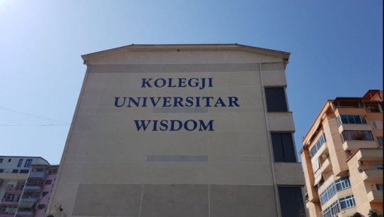 Skandali me shitjen e diplomave false nga Kolegji  Universitar WISDOM, MAS pranon shkeljet: Po ndiqet procedura për ta mbyllur