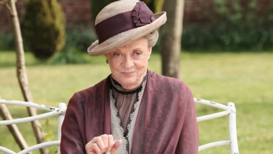 Njihej për rolet e saj në 'Harry Potter' dhe 'Downton Abbey', ndahet nga jeta aktorja Maggie Smith