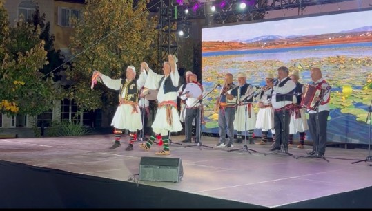 Korçë/ Festivali, ‘Kabaja më e Mirë’ shpallet grupi i sazeve 