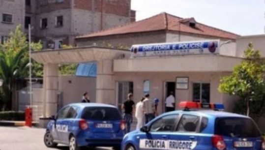 Vlorë/ Dhunohet Policia Bashkiak, përfundon me fraktura në spital! Shkak dyshohet gjoba që i vendosi një furgoni të linjës së fshatit