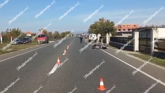 Shkodër/ Makina përplas motorin ku po udhëtonin dy 14-vjeçarë, të miturit transportohen në spital